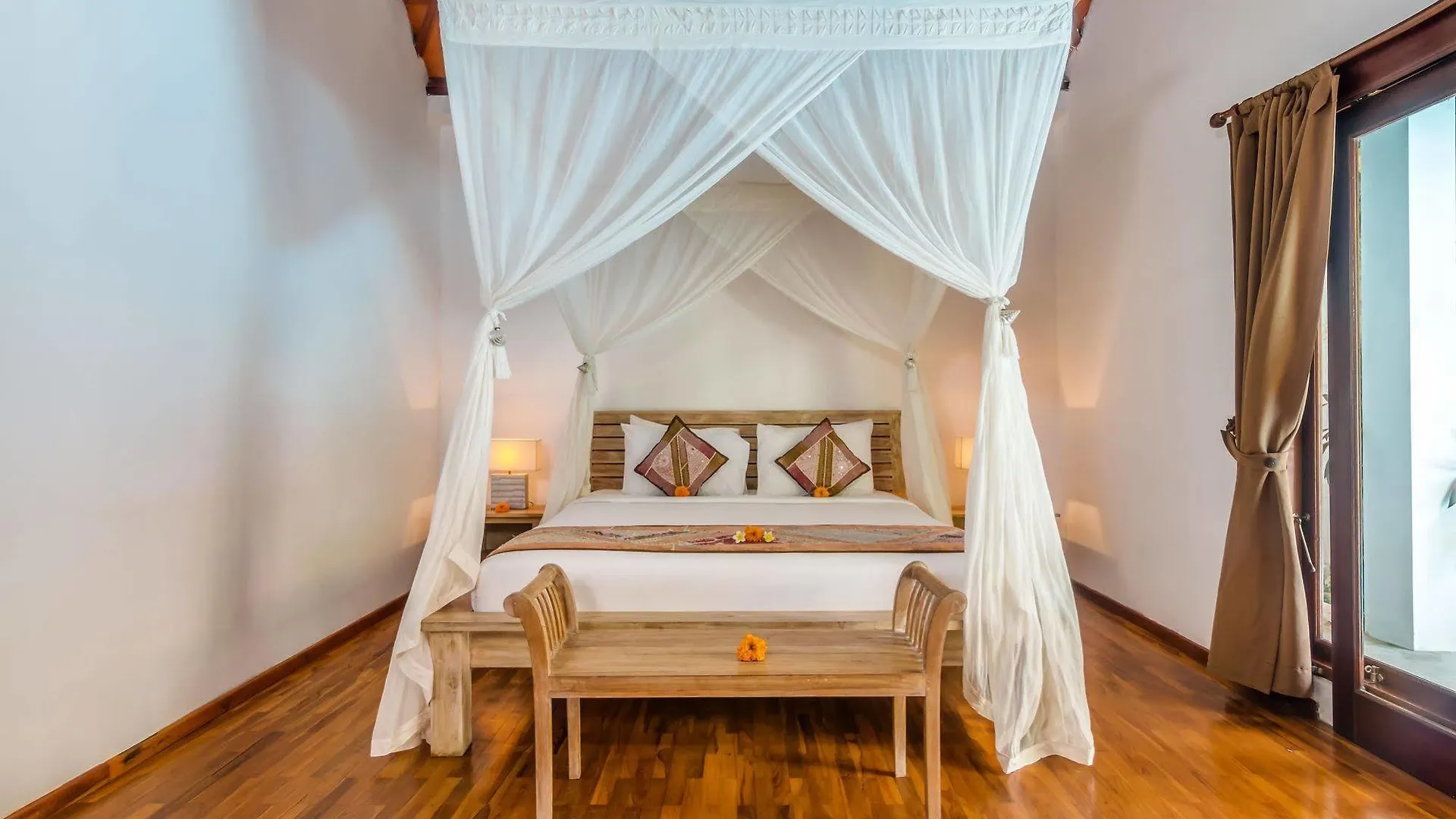 Villa Bisi Seminyak