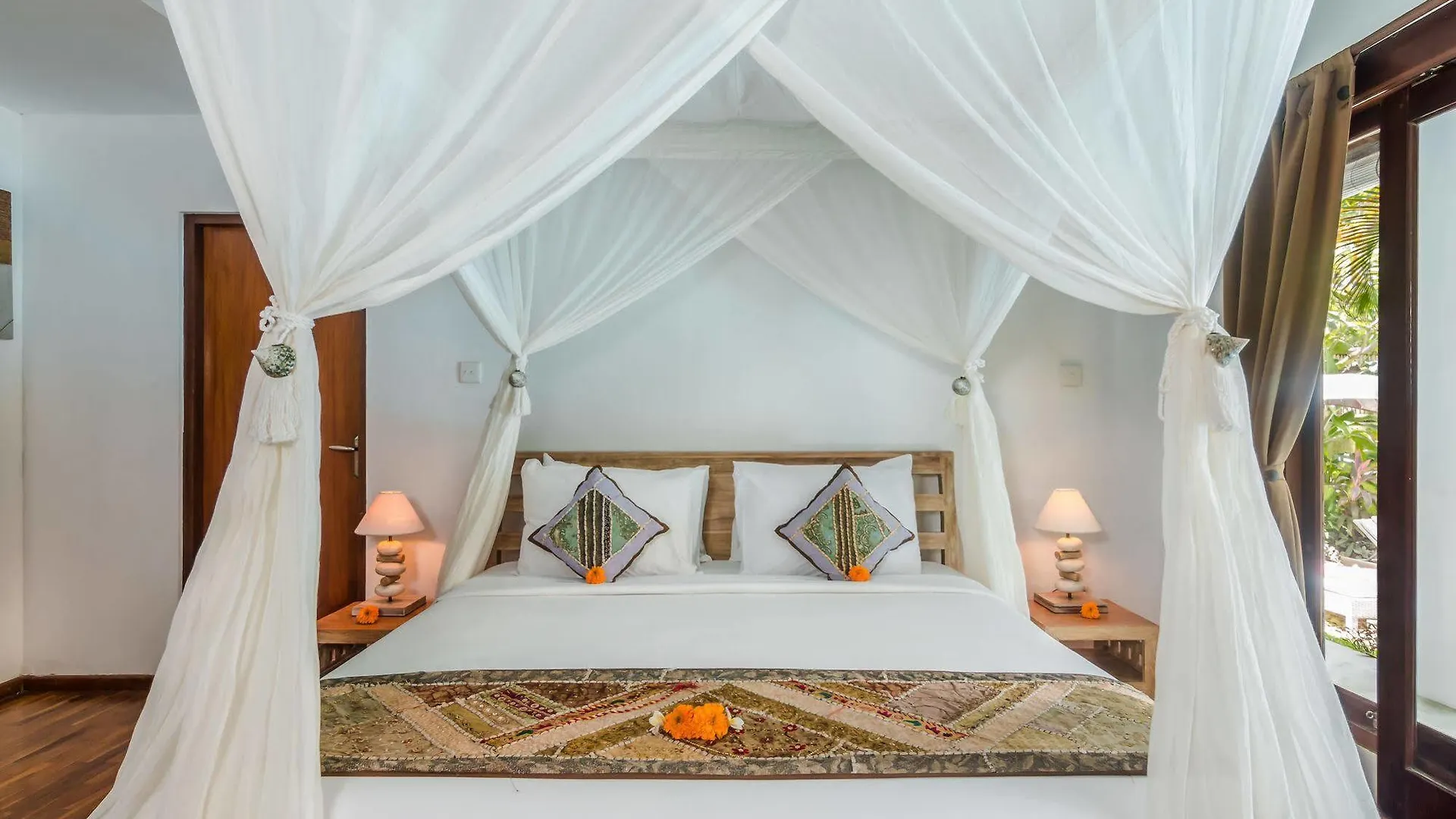 Villa Bisi Seminyak   Seminyak (Bali)