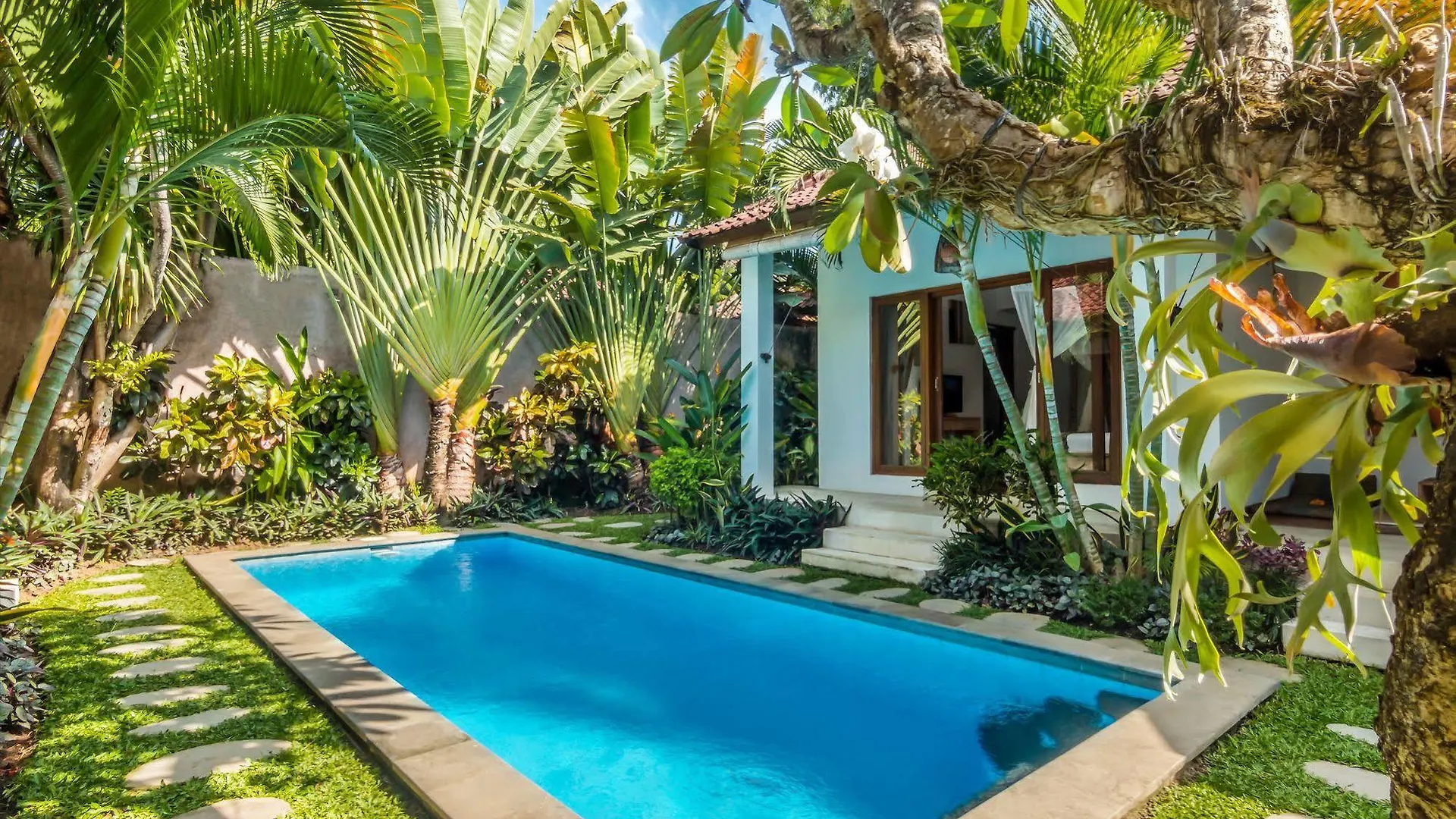 Villa Bisi Seminyak   Seminyak (Bali)
